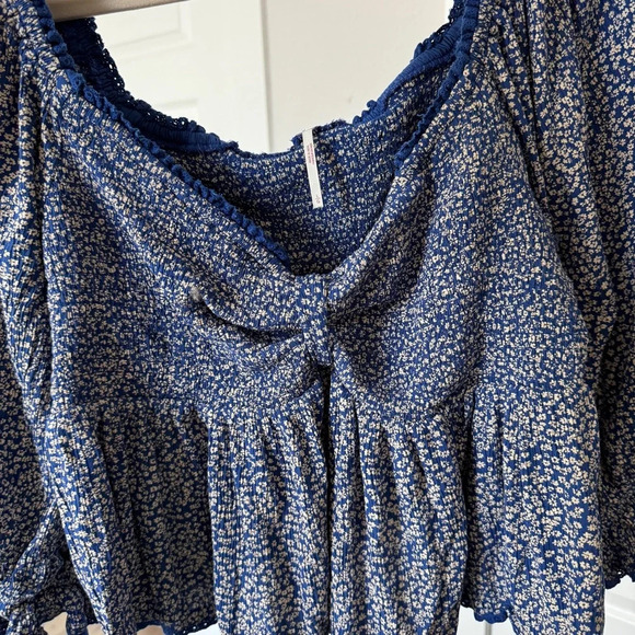 Free People Brittnee Print Smocked Back Peplum Top Size L - Picture 9 of 13